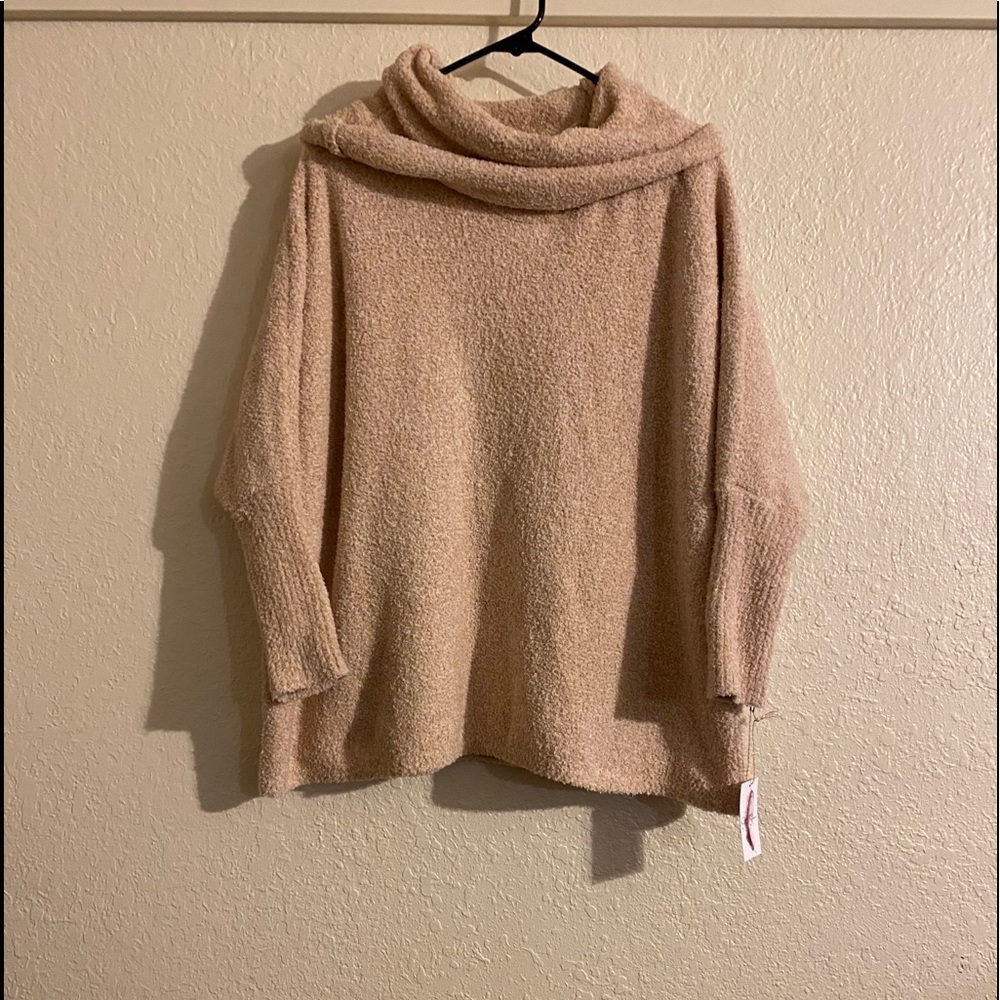 Jessica Simpson- sweater